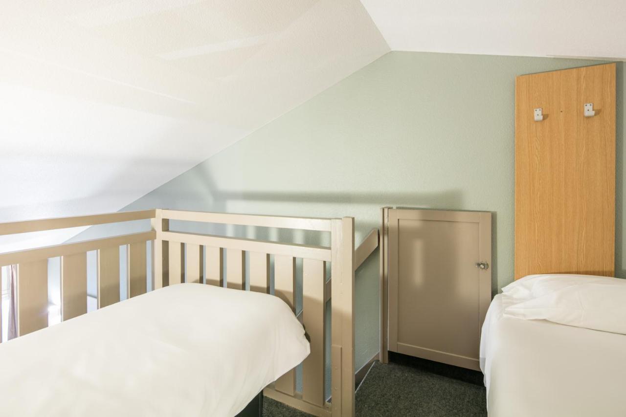 B&B Hotel Grenoble Universite 1 Жьер Экстерьер фото