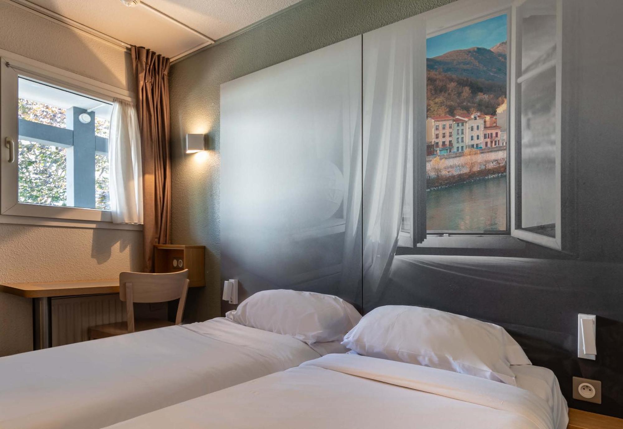 B&B Hotel Grenoble Universite 1 Жьер Экстерьер фото