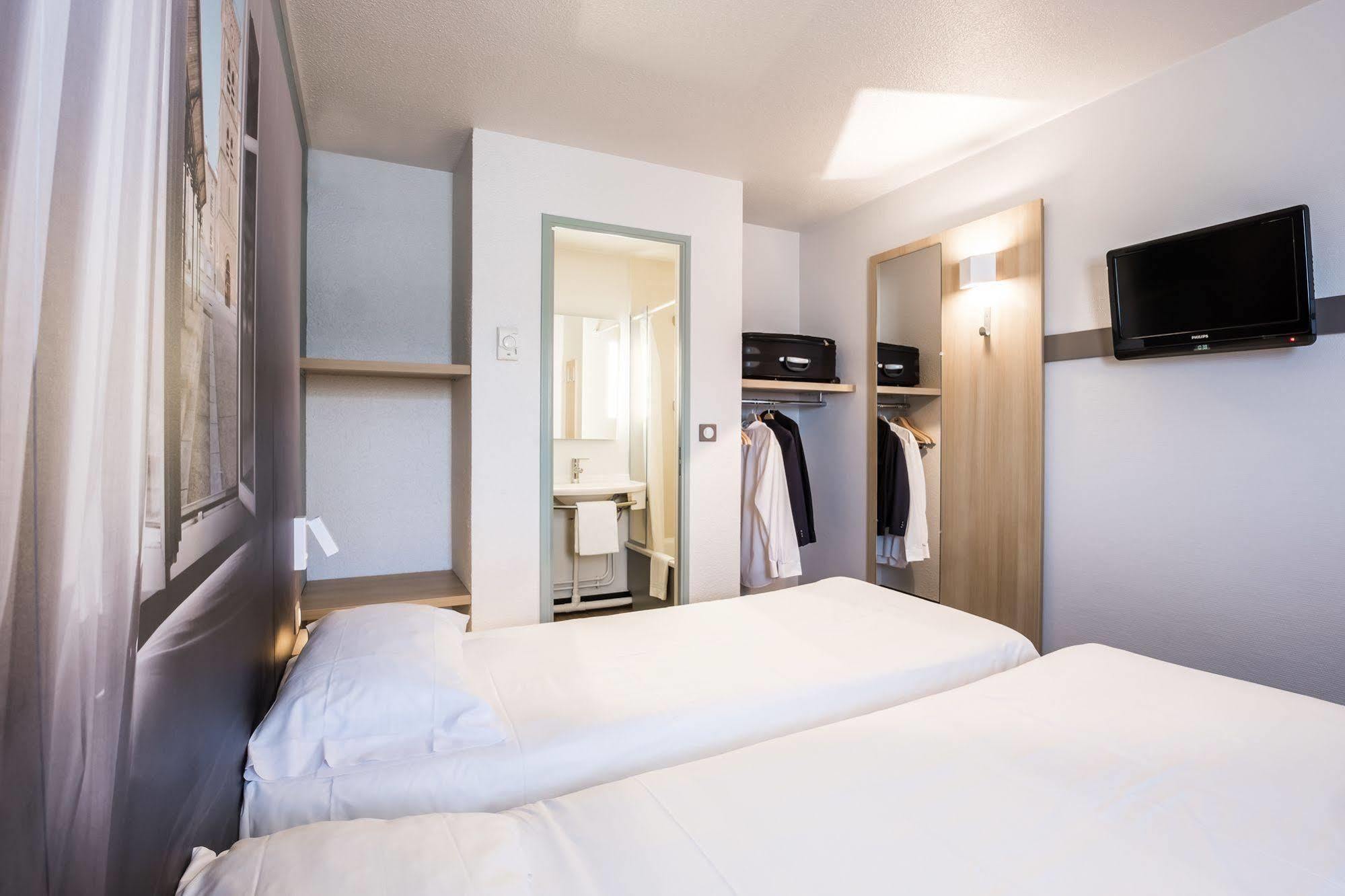 B&B Hotel Grenoble Universite 1 Жьер Экстерьер фото